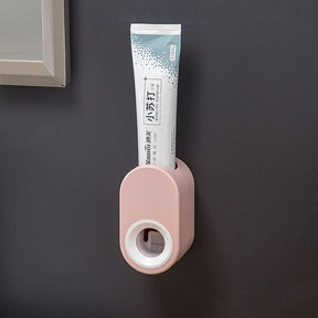 Punch-free toothbrush toothpaste rack