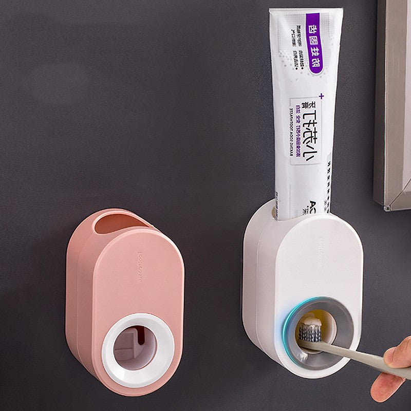 Punch-free toothbrush toothpaste rack